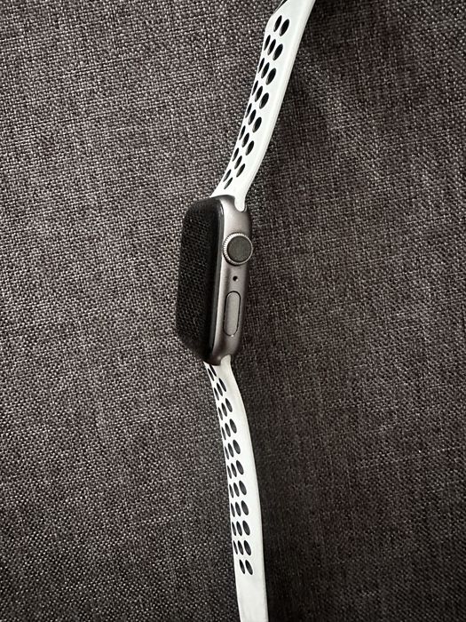 Apple whatch serie 4 44mm / edição NIKE