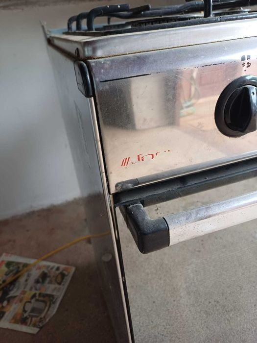 Fogão a gás com forno