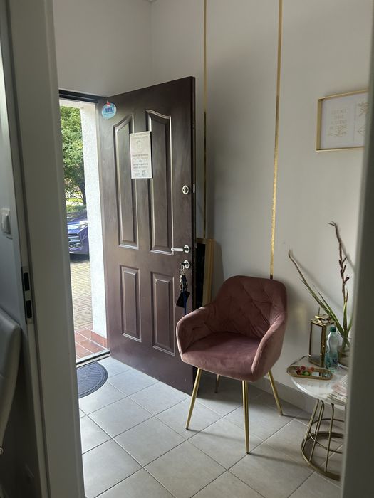 Dwa stanowiska pracy w salonie  kosmetycznym-centrum Kołobrzegu