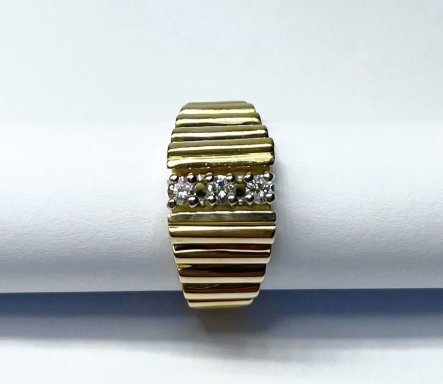 Кольцо, золото 585, с бриллиантом 0,318ct