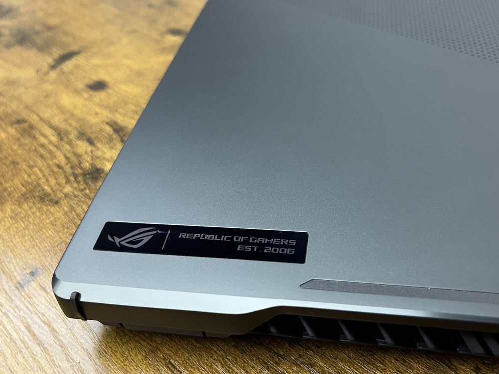 ROG Zephyrus G15 / 32gb RAM / 1TB SSD