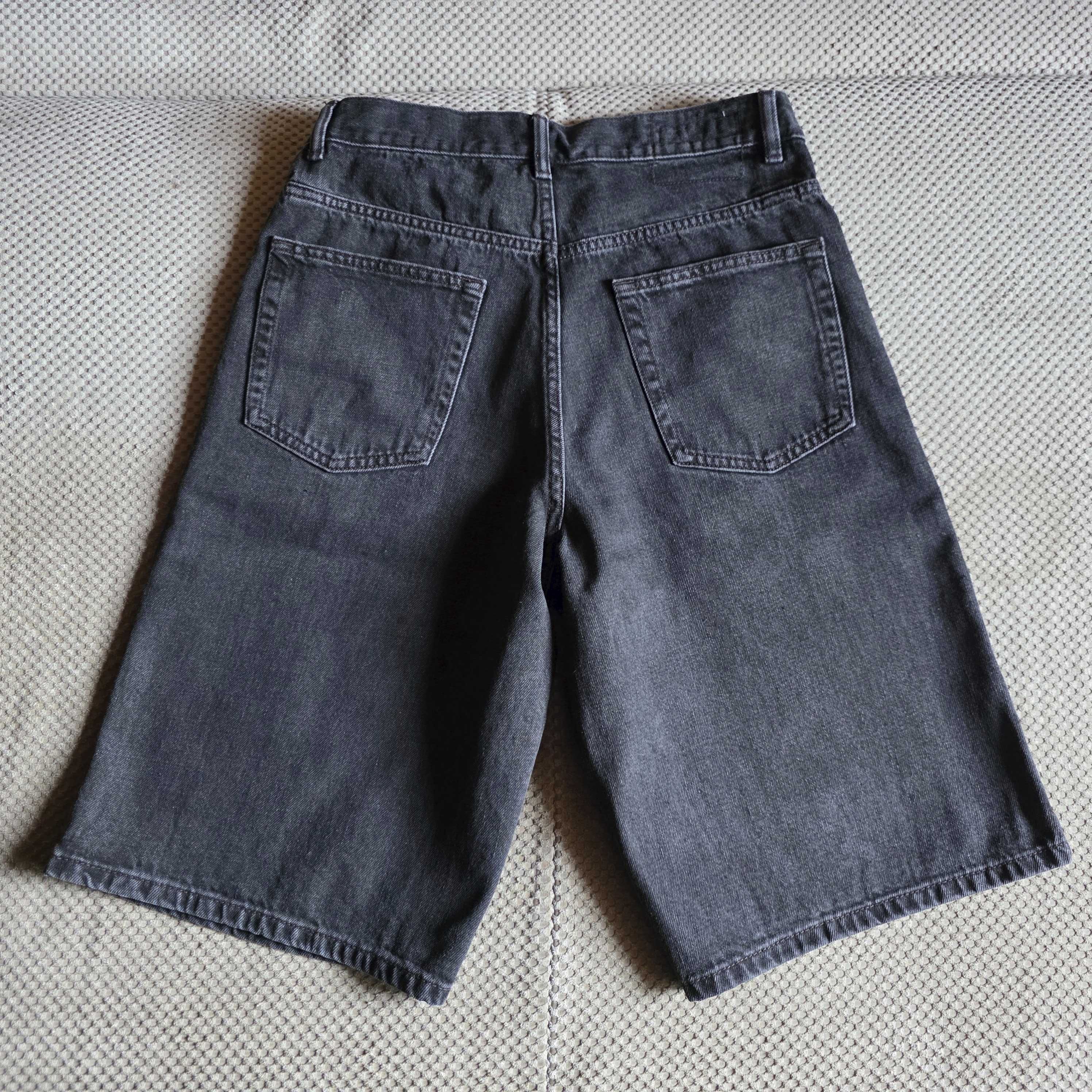 ZARA czarne bermudy rozmiar 38