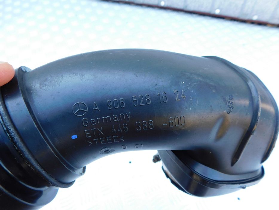 Rura przewód powietrza oryginał Mercedes Sprinter 906 2.2 CDI 651