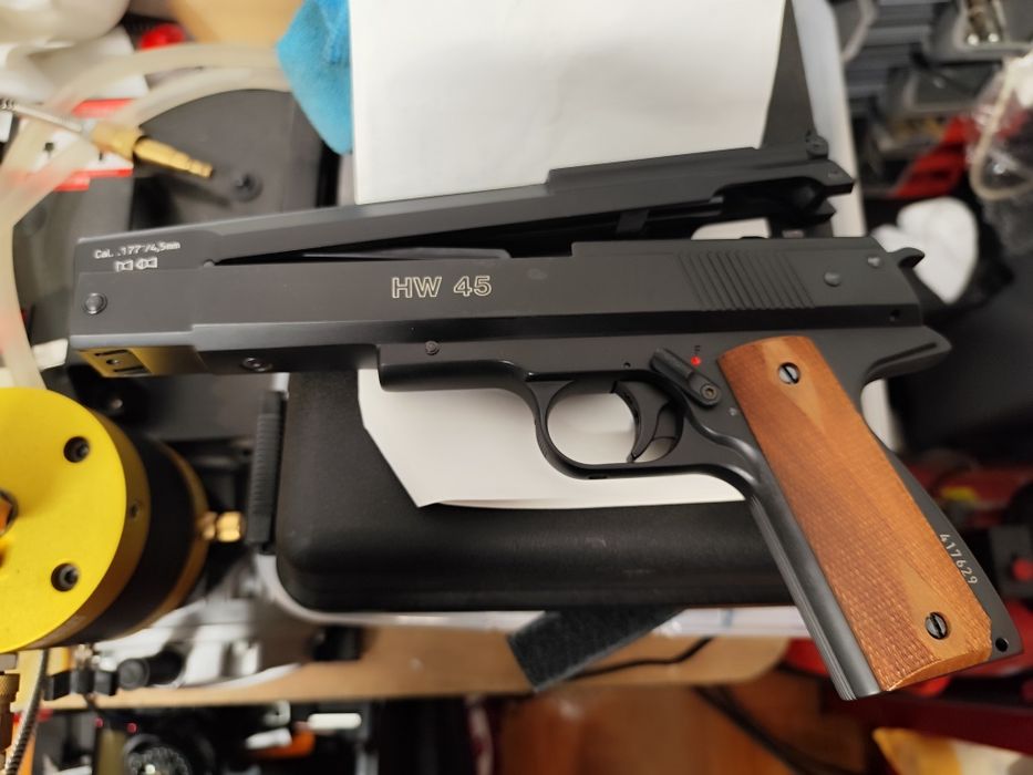 Pistola Weihrauch HW 45