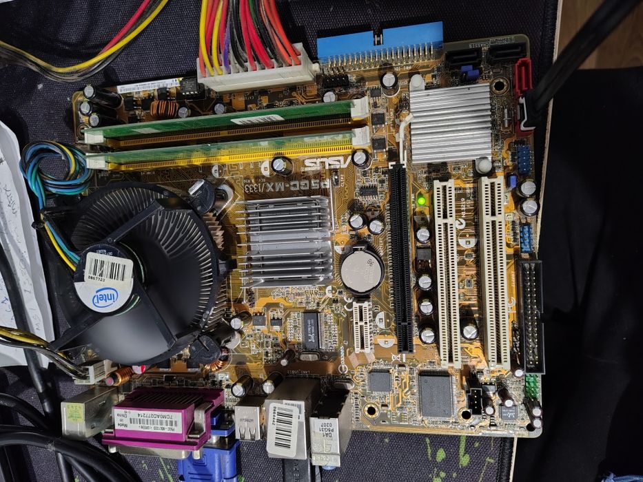 Комп'ютер материнська плата Asus p5gc-mx