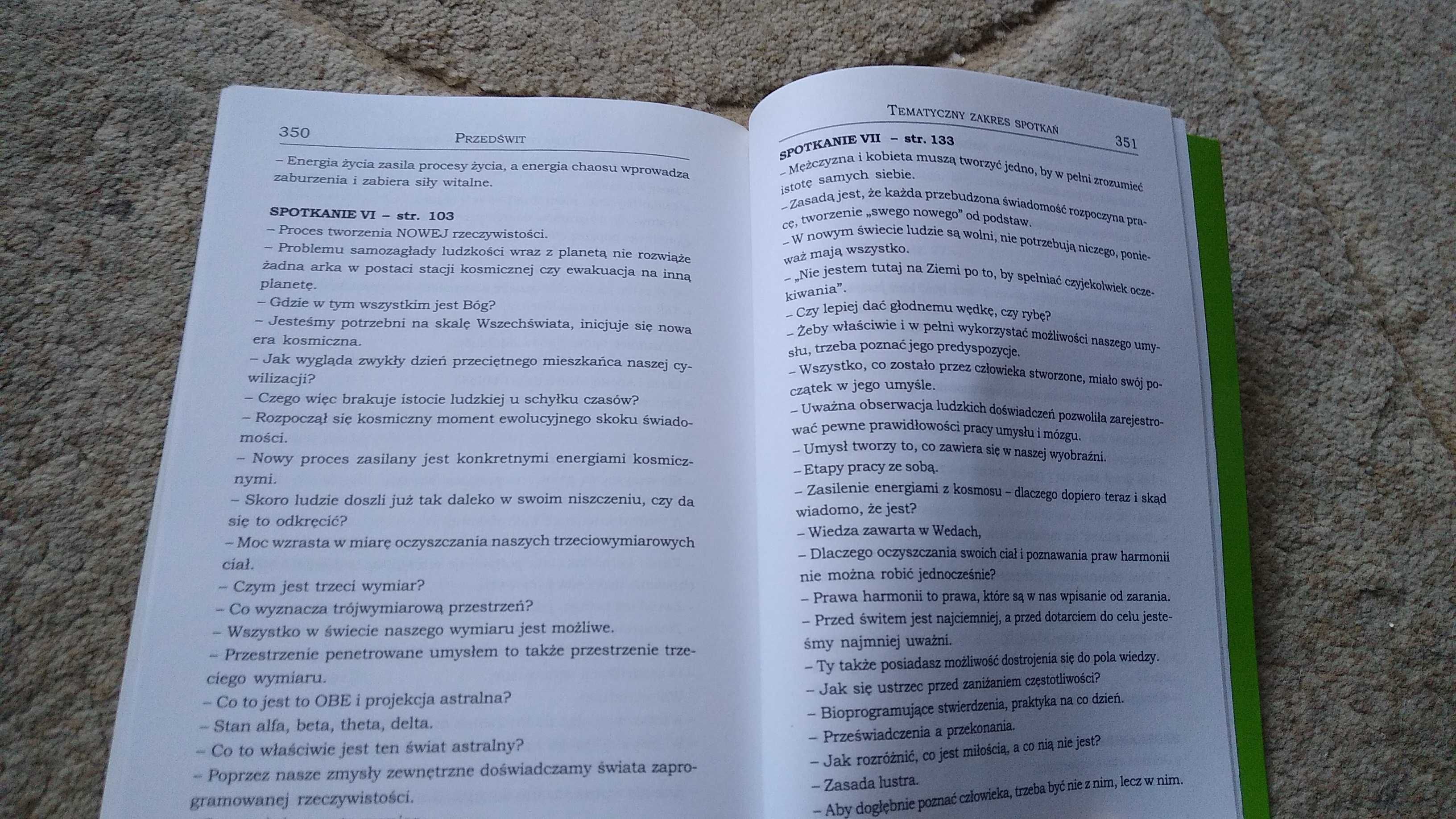 Przedświt. Ewolucja wszechświatów w nas Jędrzej Małgorzata Soporowscy