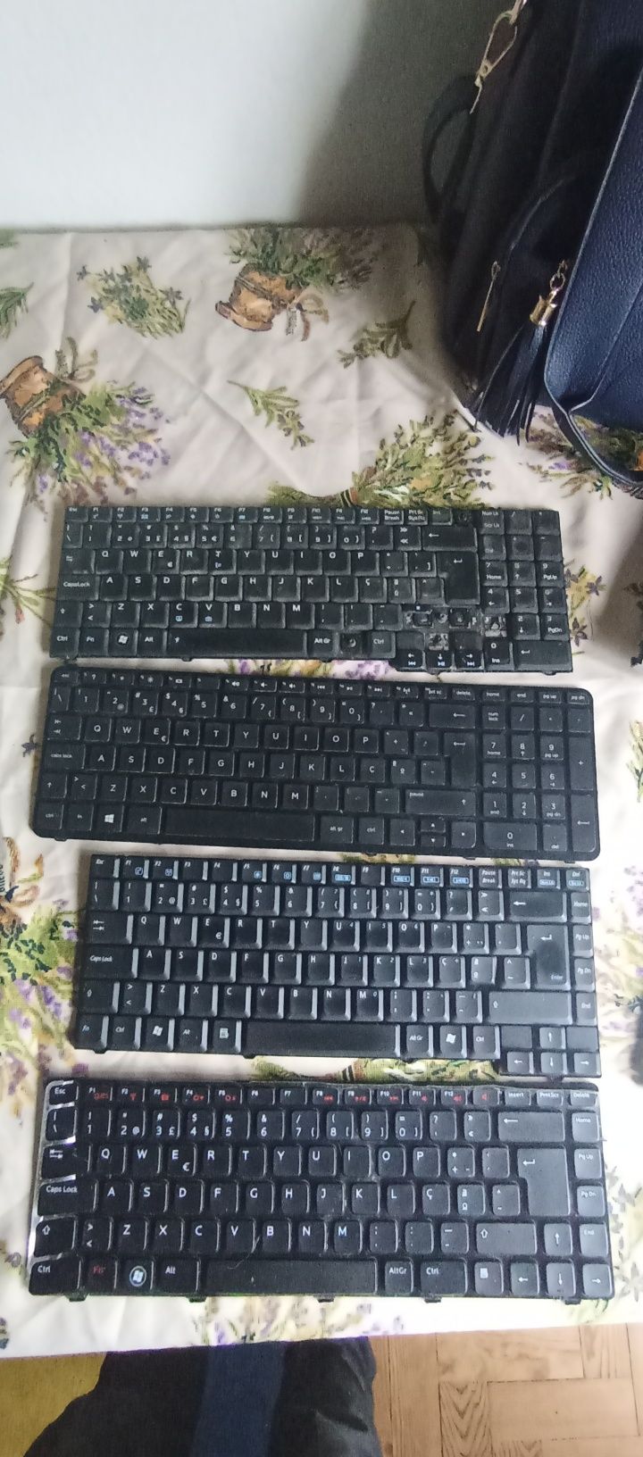 Lote 6 portáteis