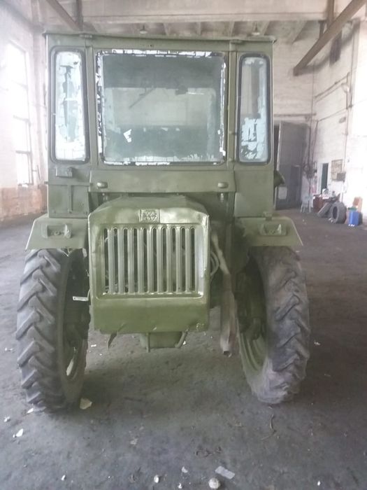 Продам трактор Т16  срочно