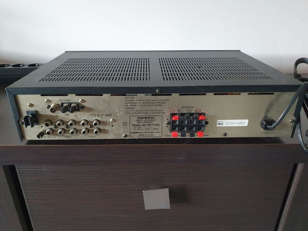 Amplituner Onkyo TX-7220