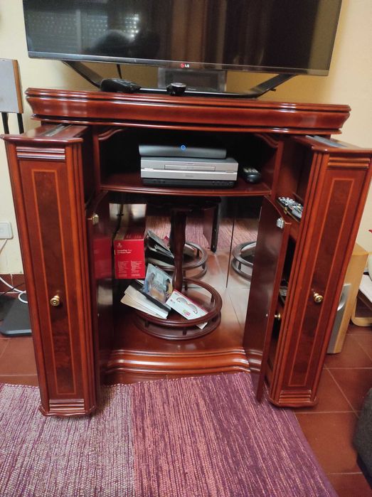 Movel TV Bar de Carvalho