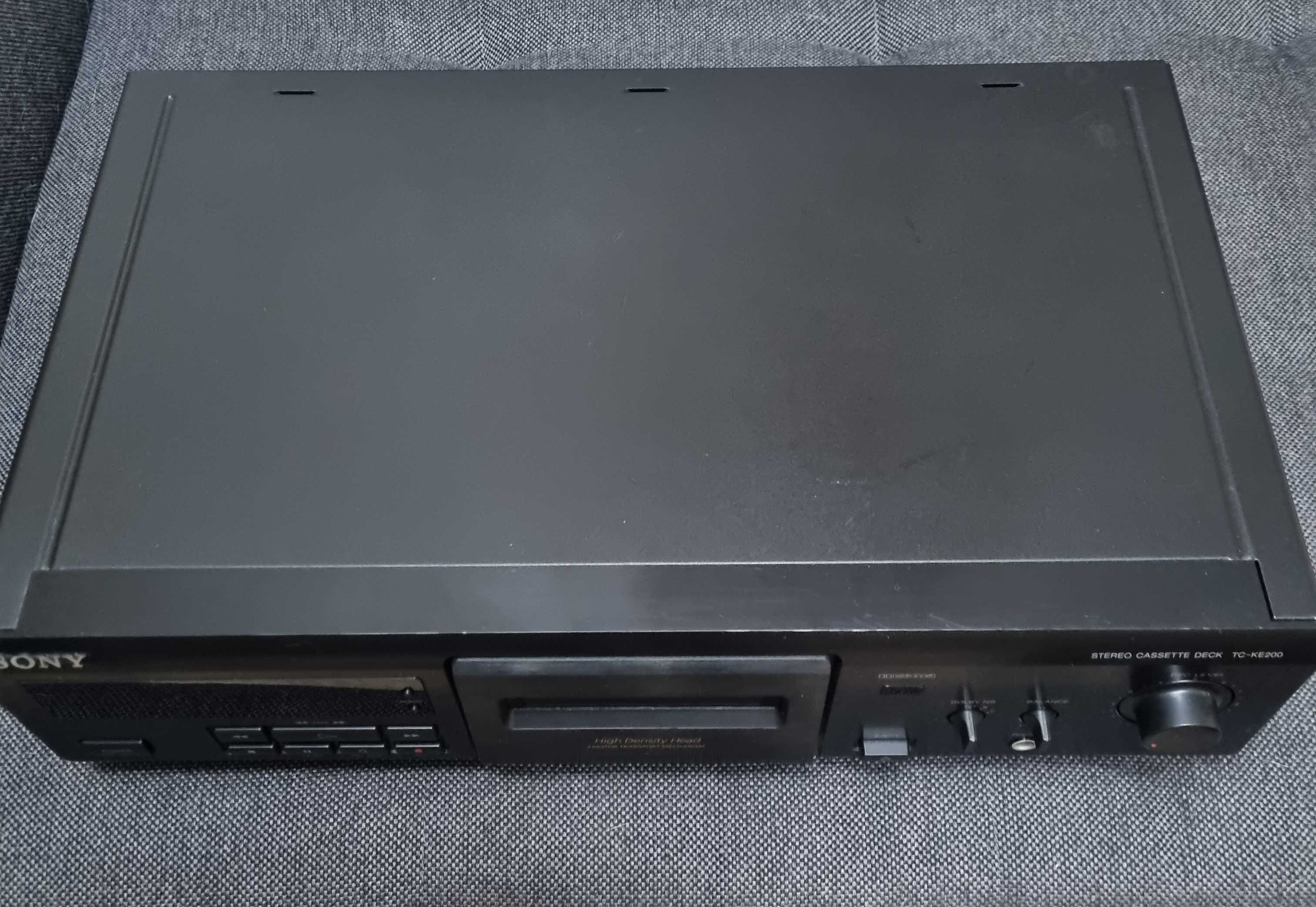 Kultowy Magnetofon SONY TC KE 200 Klasyka Dźwięku w Doskonałym Wydaniu