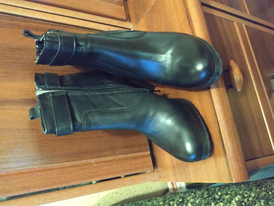 Ботильйони(осінь-весна), нові, натуральна шкіра.