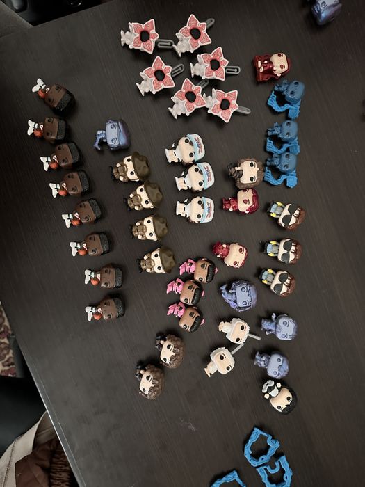 Stranger Things Kinder Joy