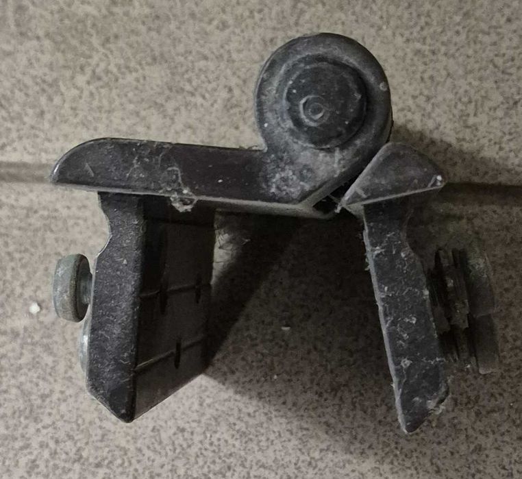 Zawias aluminiowy starego typu do drzwi, komplety naprawcze.