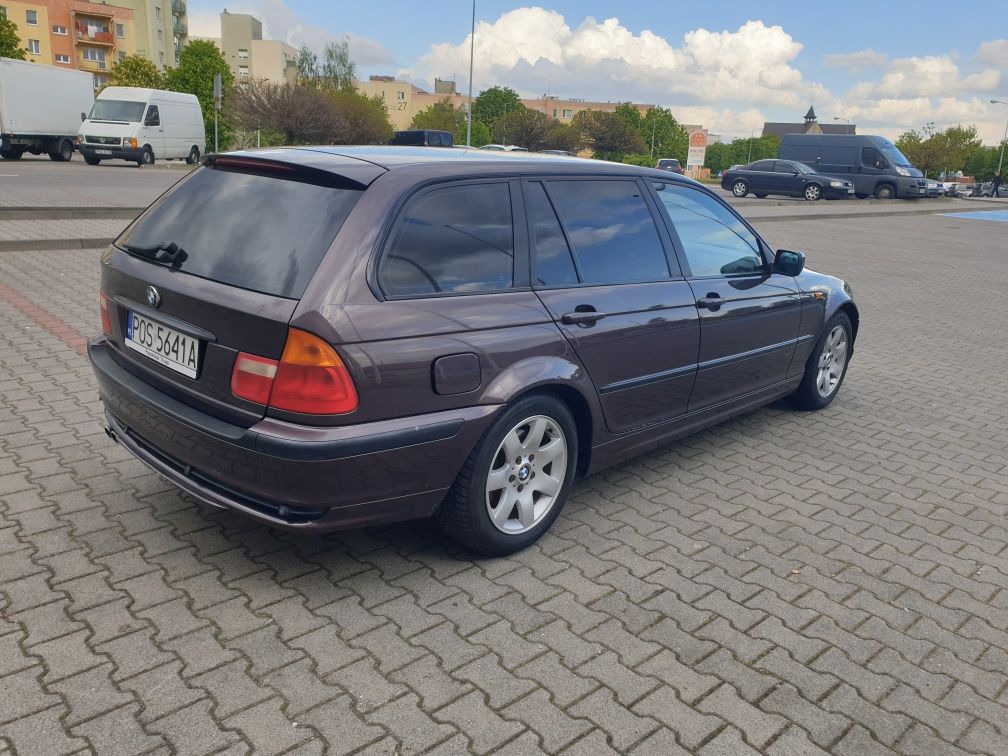 BMW 320i 2.2 R6 Benzyna Stan BdB OC 11.2024