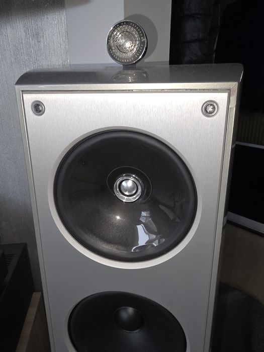 Kolumny głośnikowe KEF XQ5 nową cena