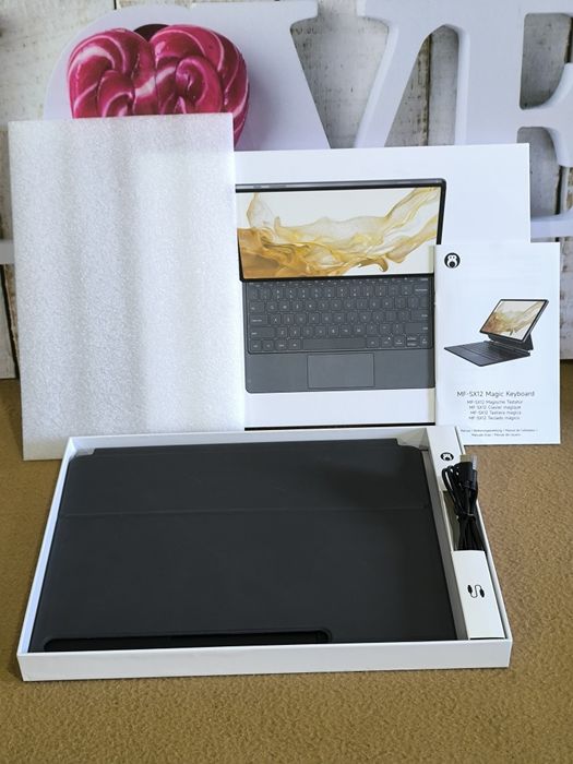 Capa teclado "mágico' compatível c/ tablet Samsung Galaxy Tab