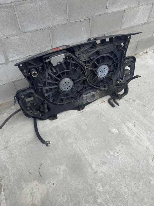 Установча панель, касета радіаторів, телевізор Ауді а6 с6 3.2