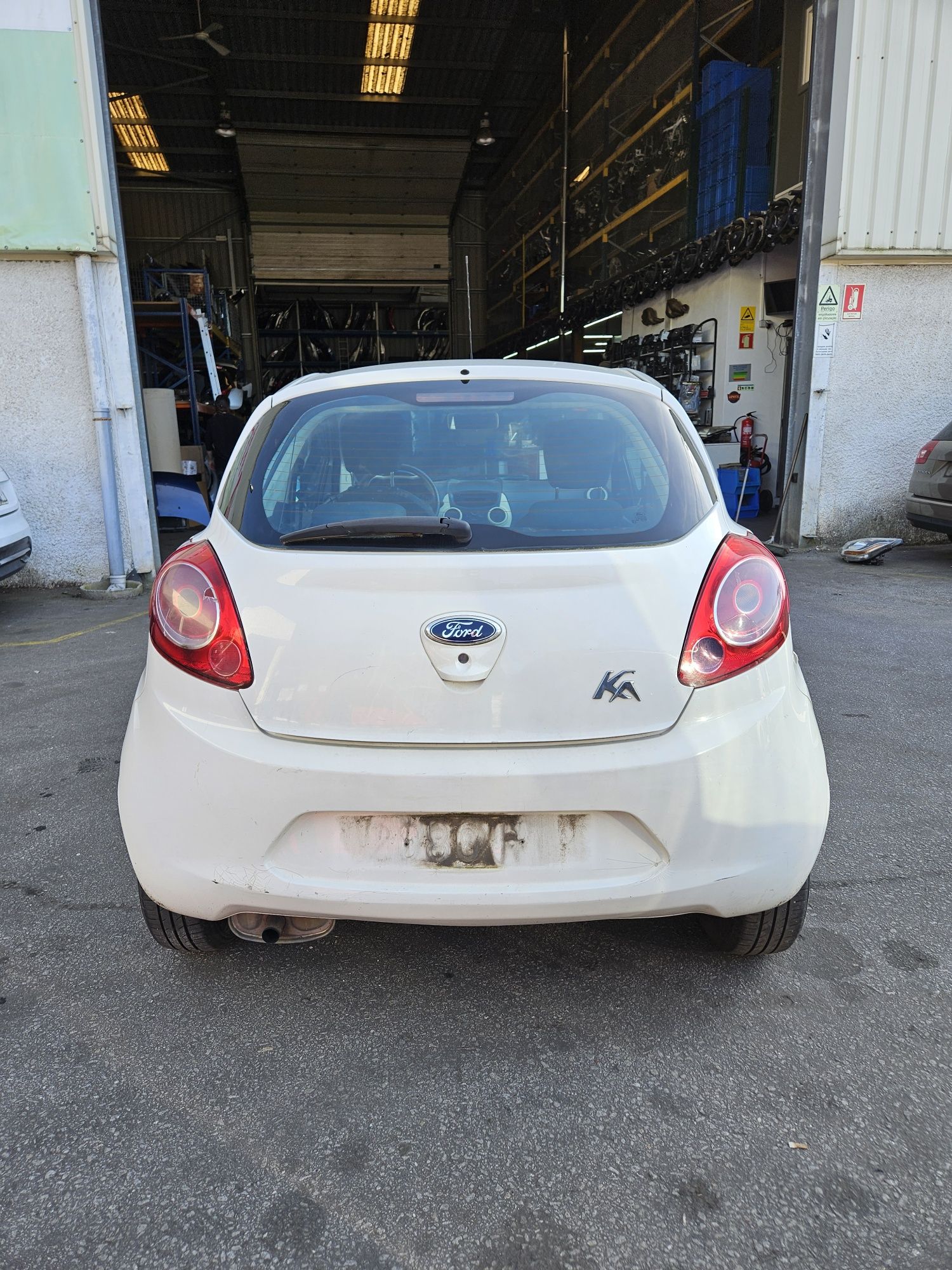 Ford KA 1.2i de 2010 para peças