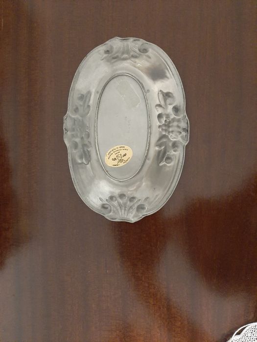 Peça decorativa pequena em Estanho feita em Portugal