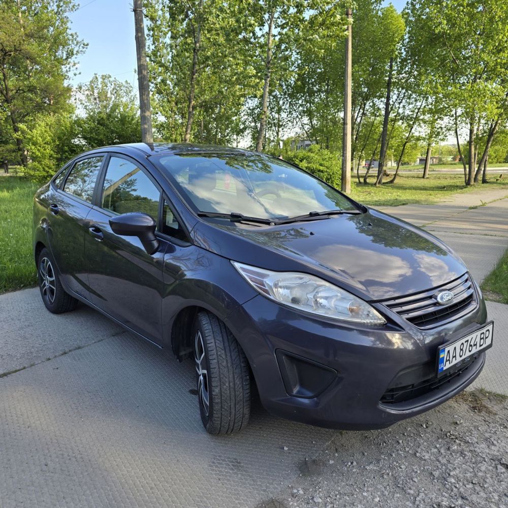 Ford Fiesta 2013 Автомат ! 1.6 Газ/бенз