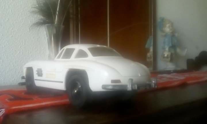 Vendo Mercedes Benz 300 SL RC + comando já com antena