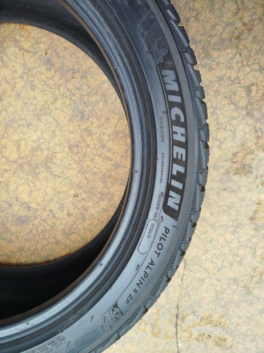 245/45/19 Michelin Pilot Alpin 5 zp продам одну шину