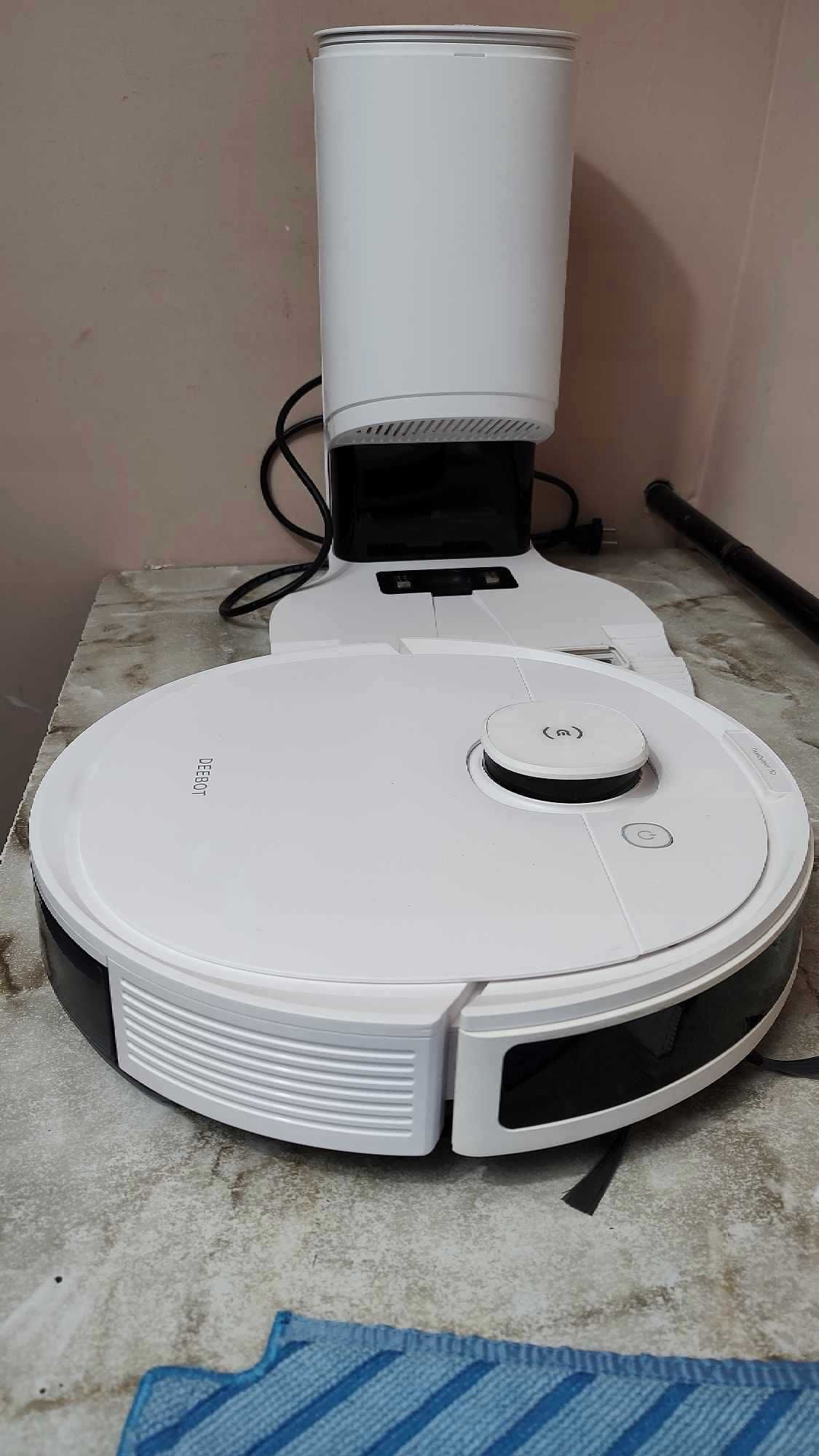 Robot sprzątający Ecovacs Deebot N8 Pro+ biały