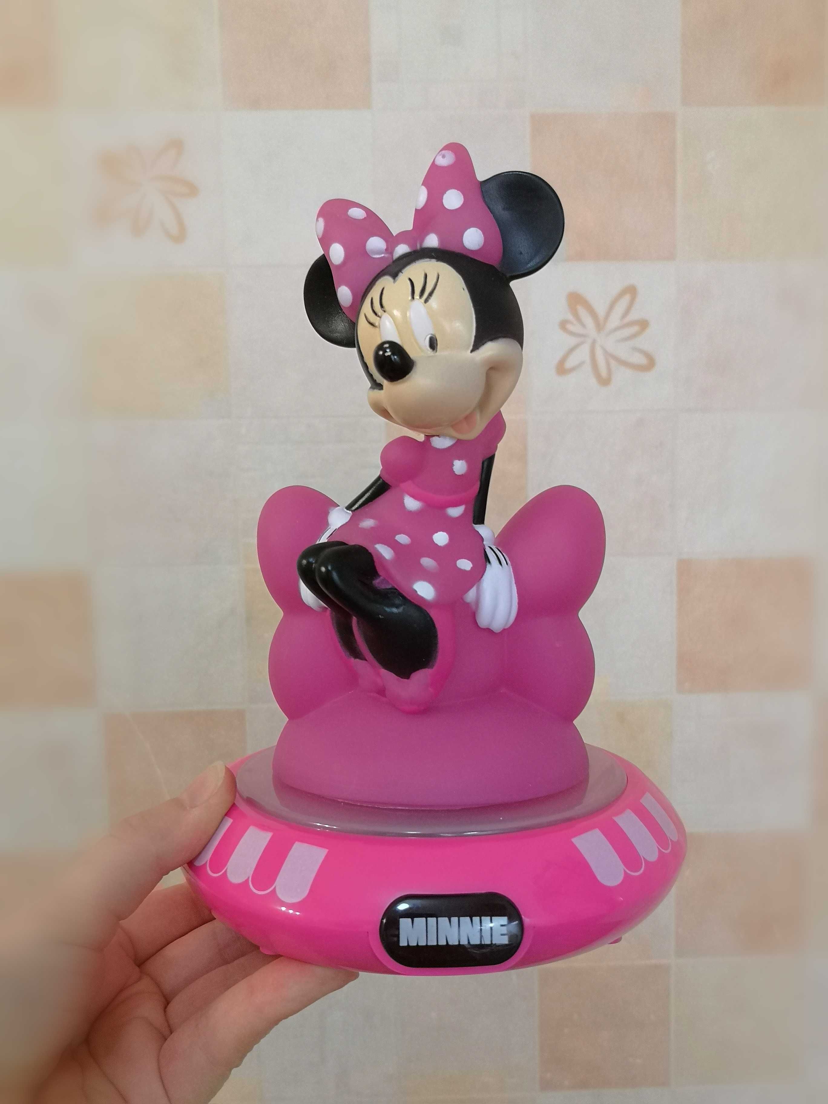 Lampka nocna 3D LED Myszka Minnie