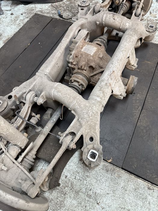 Wozek tyl e60 belka sanki