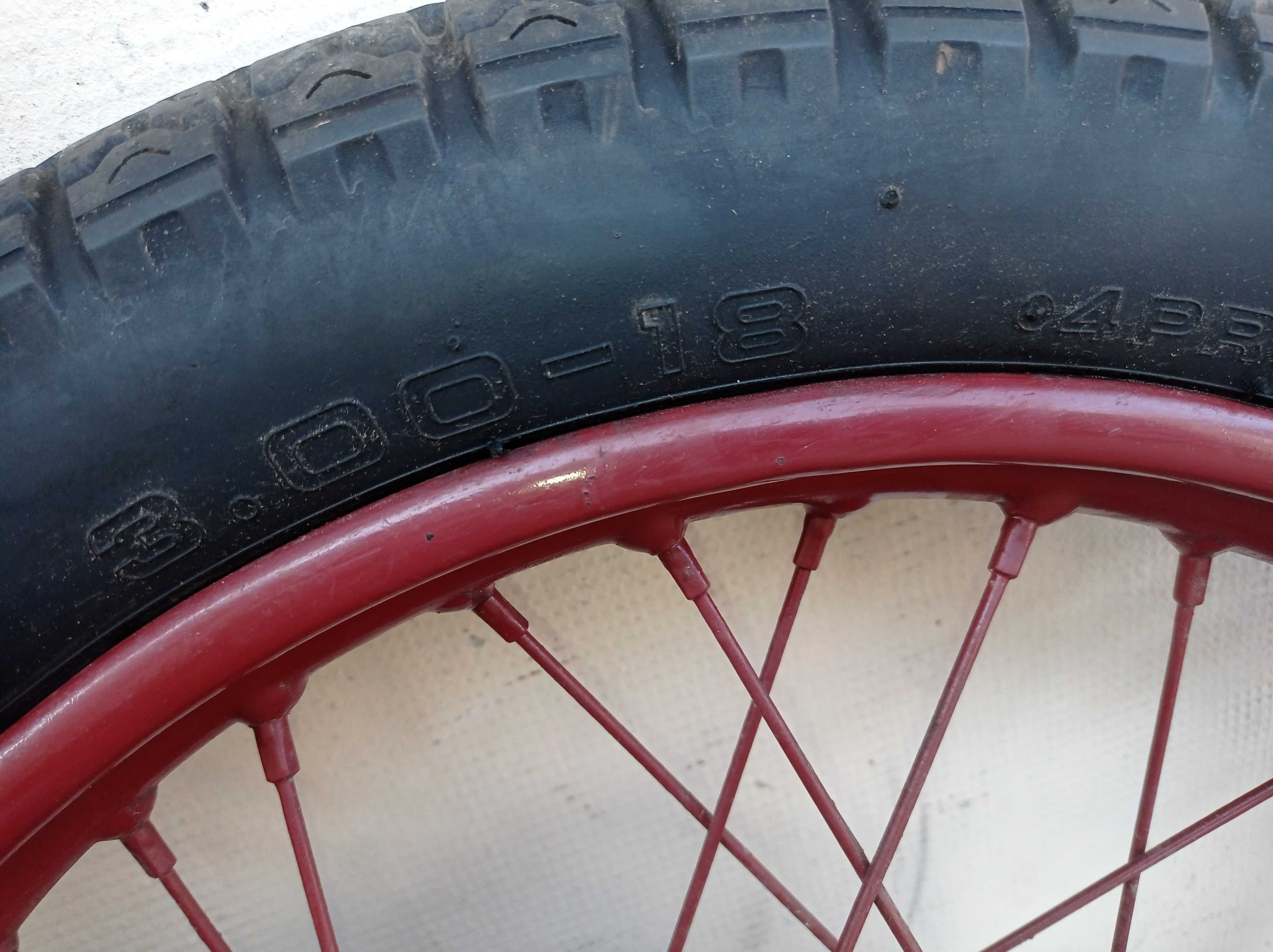 WSK - koło 18 cali 3.00-18 - przód - Deestone (cross)