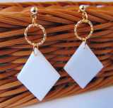 Brincos Handmade - Cor Branca - Pares Únicos