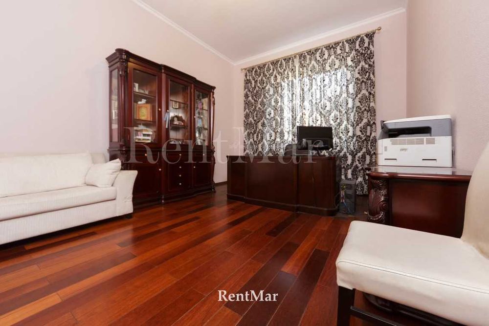 Новый дом 6 комнат подвал бассейн тихая Аркадия