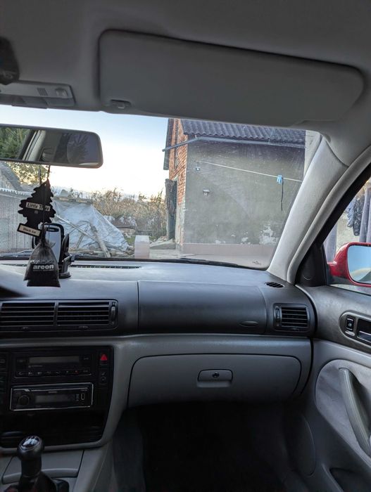 volkswagen passat B5 1.6 2000