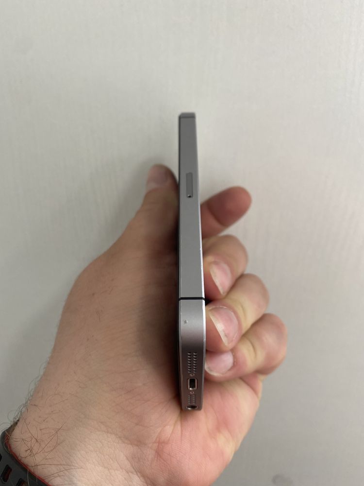 Разборка айфон iPhone Se 2016