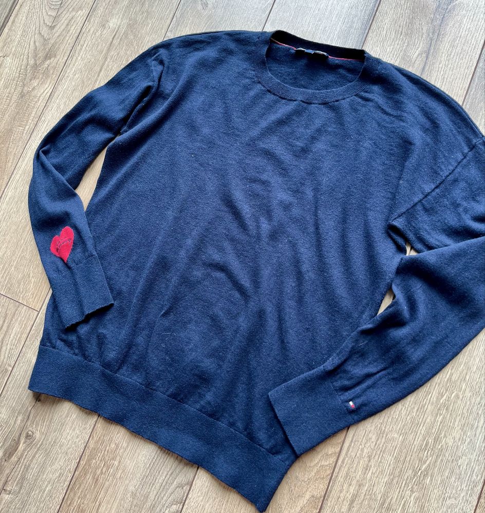 Damski sweter Tommy Hilfiger roz S kolekcja Walentynkowa