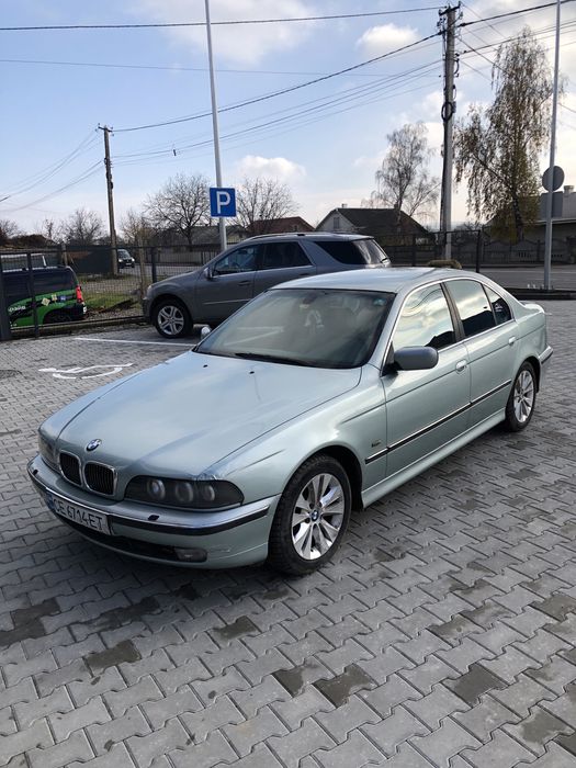 Продам Бмв е39 в гарному стані