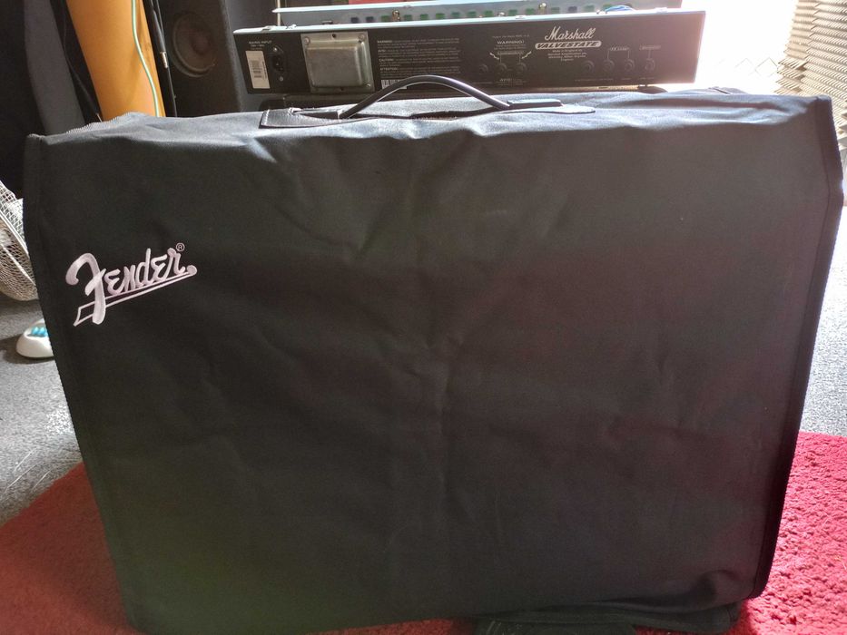 Pokrowiec Fender Mustang na wzmacniacz piec gitarowy