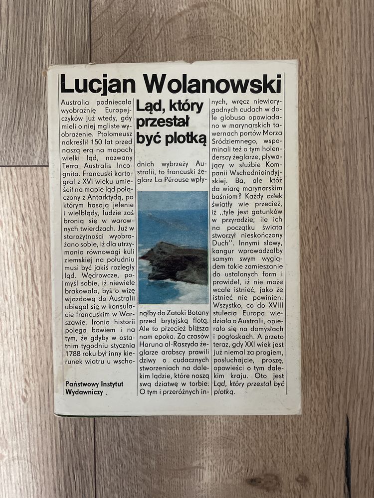 Książka - Ląd który przestał być plotką Lucjan Wolanowski