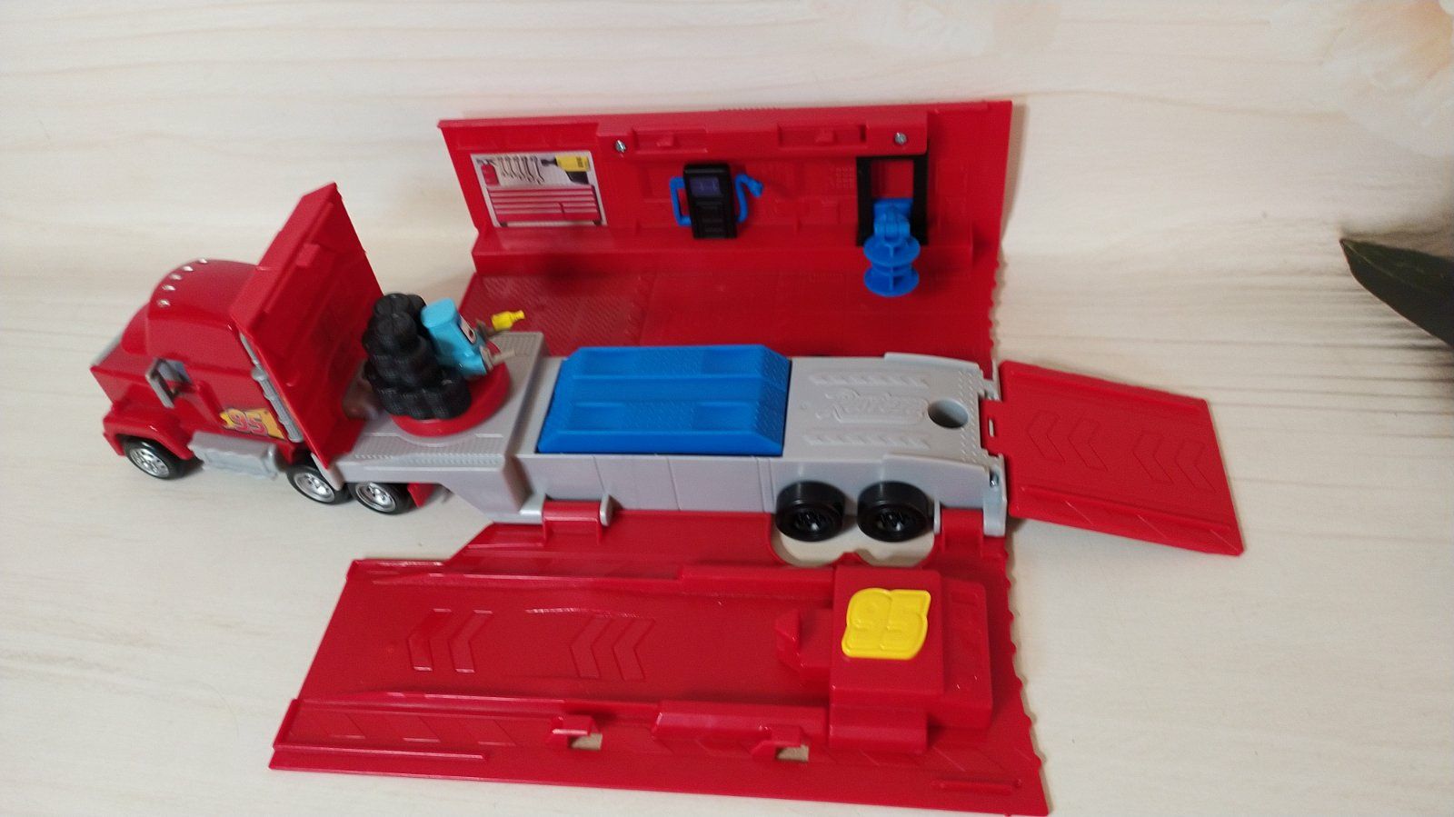 Игровой набор Mattel Тачки