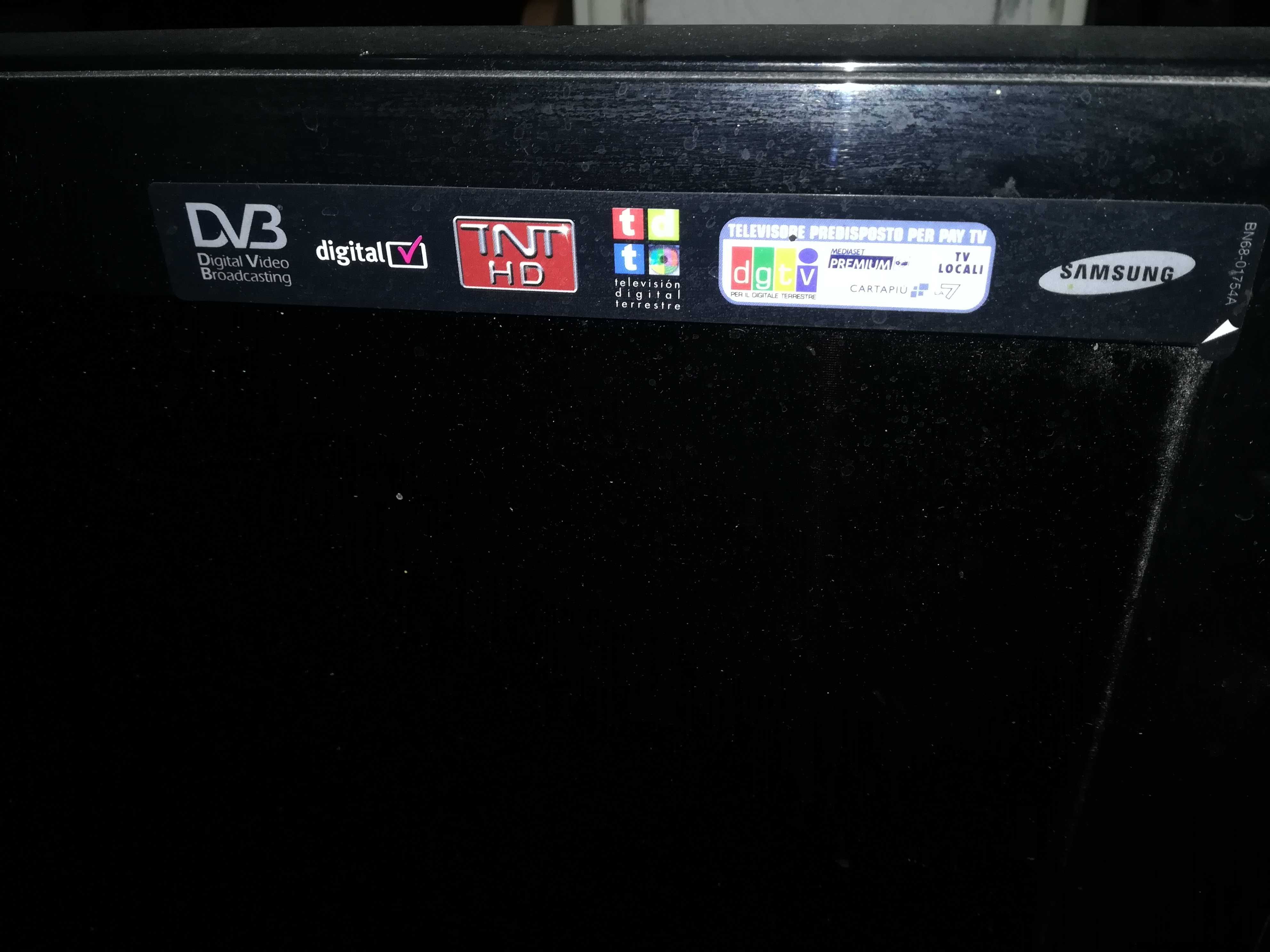 Монитор/телевизор Samsung 26"