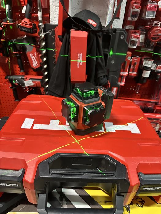 Hilti PM 30 MG 3D лінійний лазерний рівень Мультилінійний нівелір