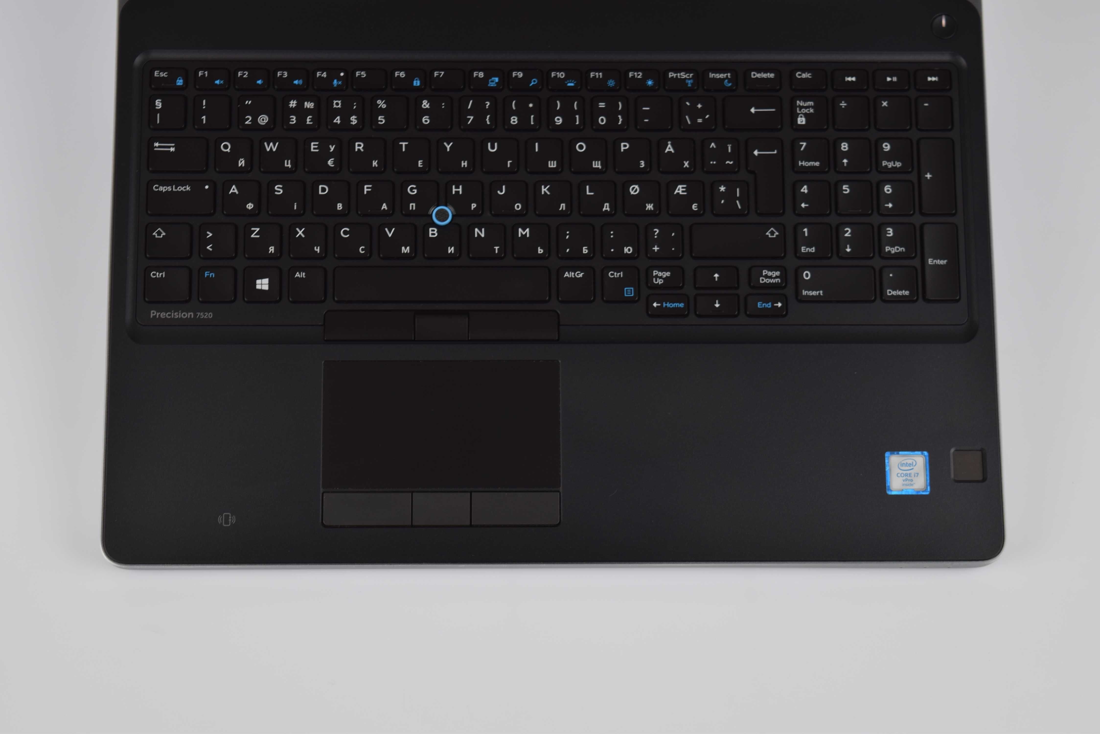 Dell Precision 7520 Quadro M2200 i7-6820HQ 16/32гб ssd+hdd 4G Ноутбук