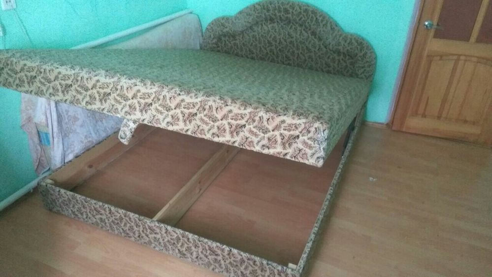 Продам 2-х спальную прекрассную кровать