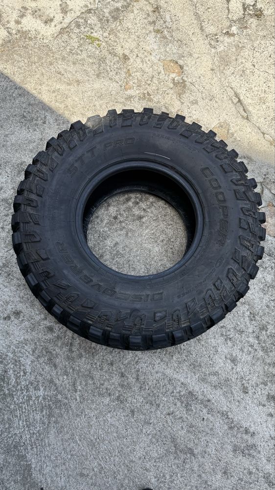 Pneus Cooper Discoverer STT Pro 33/12.50R15