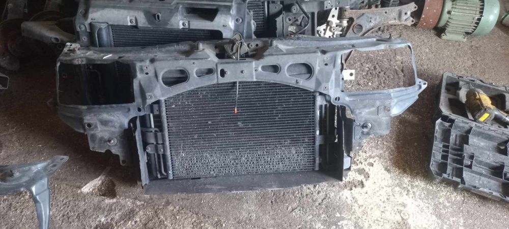 Продам телевізор шкода Октавія тур