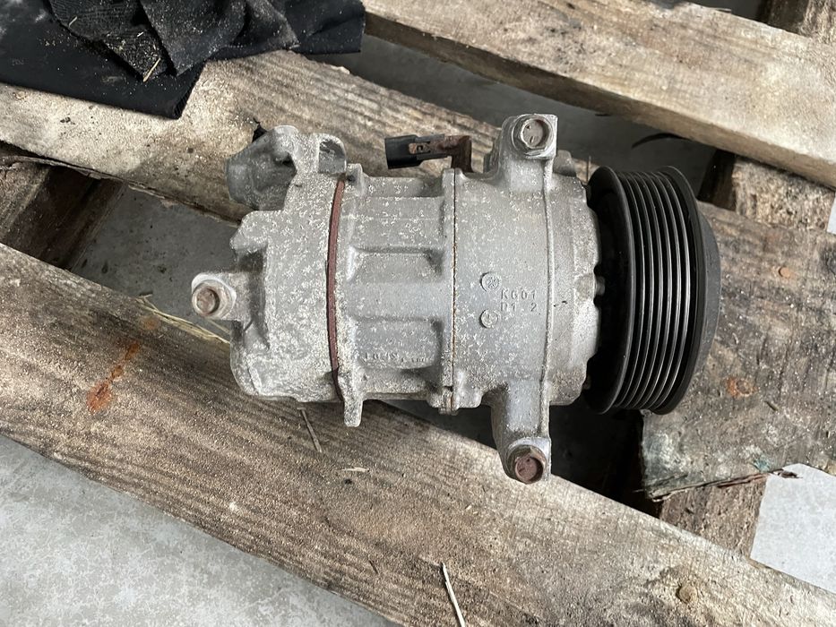 Компресор кондиціонера qashqai j11 renault kadjar