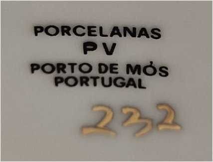 Pote porcelana PV - Porto de Mós, pintado à mão com ouro de lei