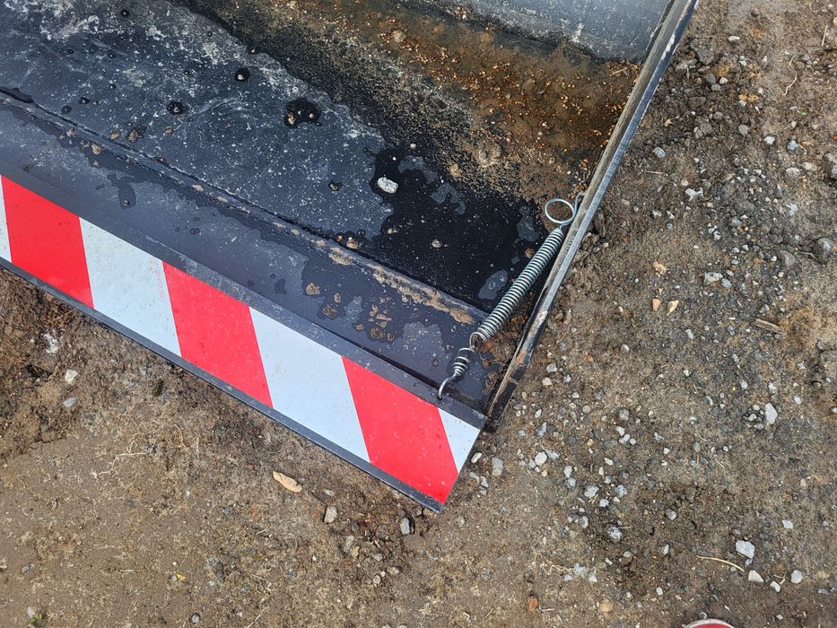 Łyżka do ładowarki 2,40cm JCB Manitou pojemność 1m3 408kg