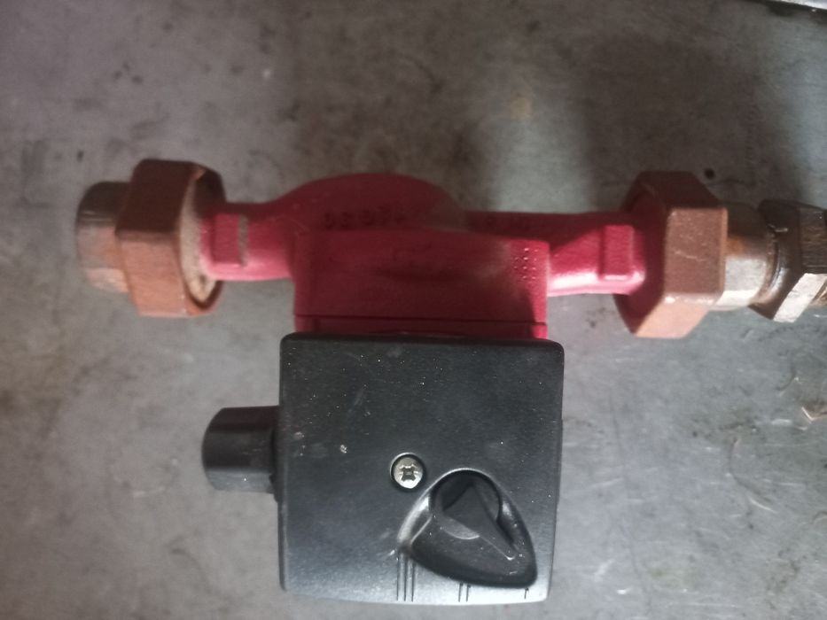 Pompa obiegowa GRUNDFOS